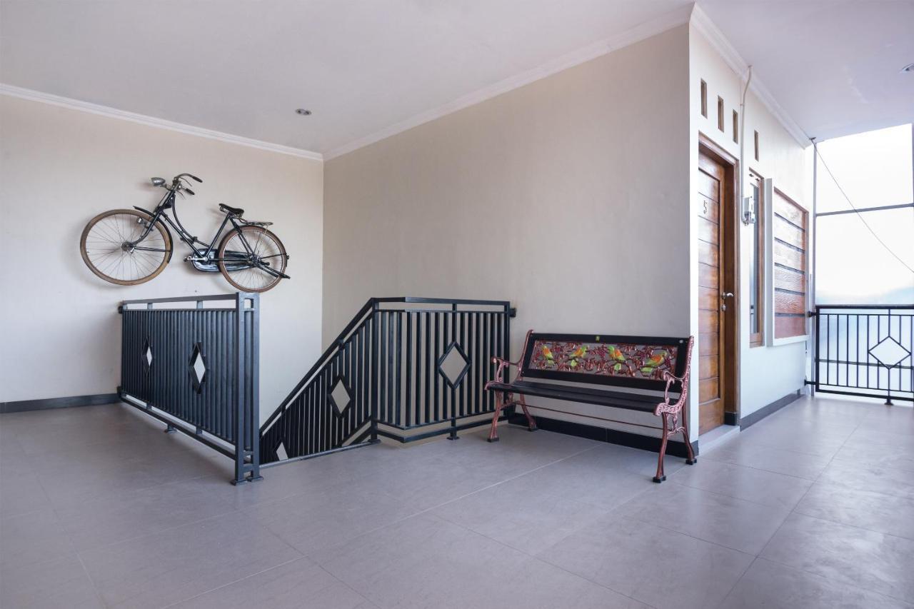 OYO 1226 Al Abror Homestay Yogyakarta Luaran gambar
