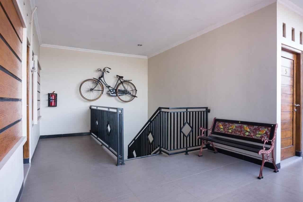 OYO 1226 Al Abror Homestay Yogyakarta Luaran gambar