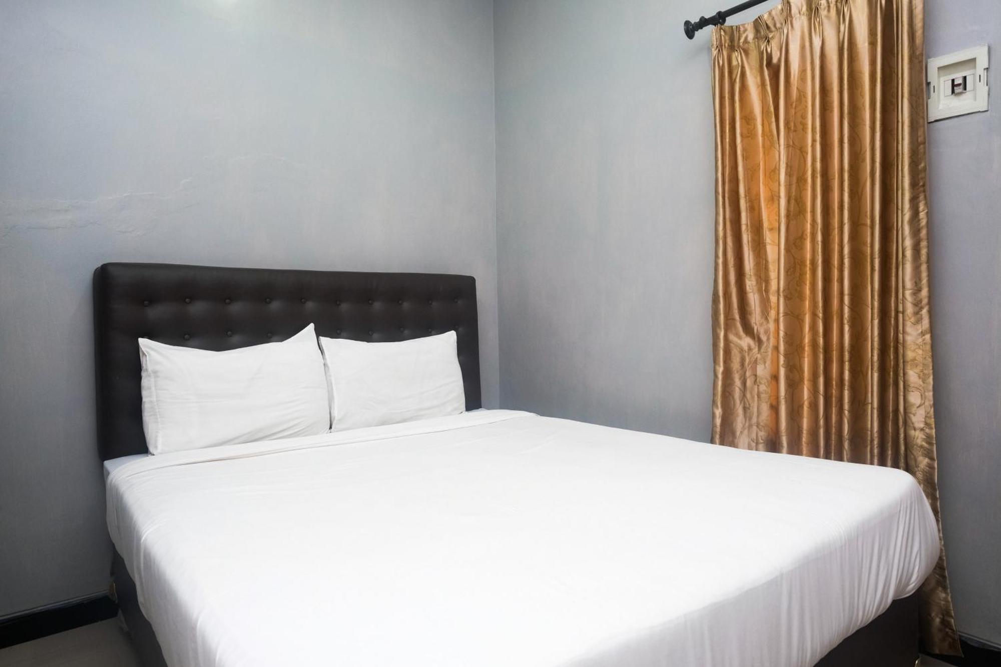 OYO 1226 Al Abror Homestay Yogyakarta Luaran gambar